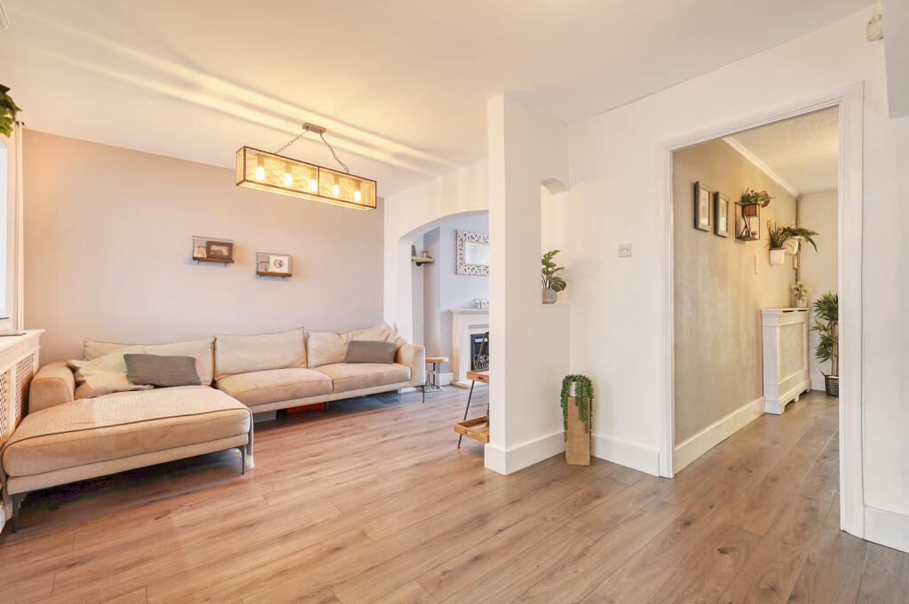 Additional image 8 of Park Lane, Ramsden Heath, CM11