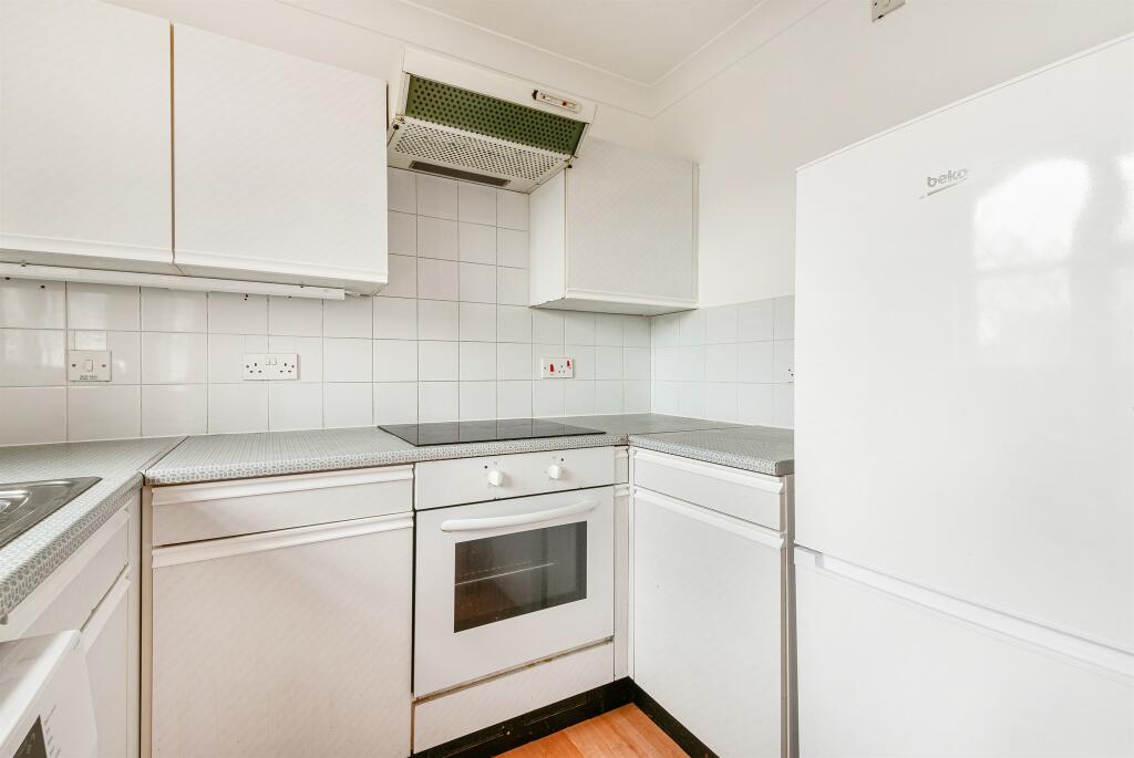 Additional image 6 of Chancellor Gardens, South Croydon