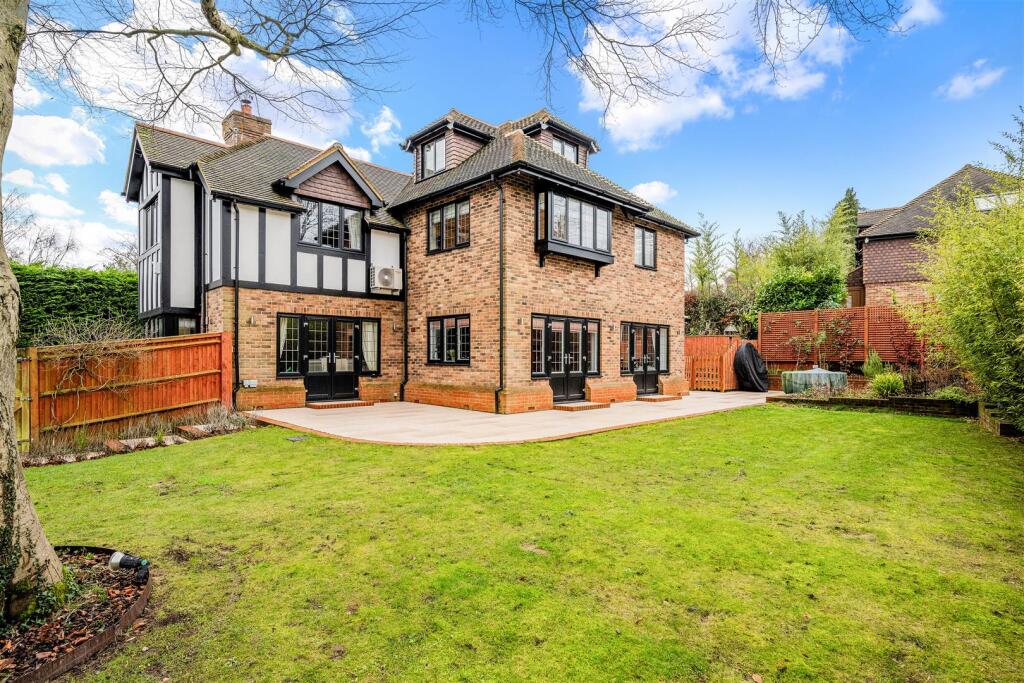 Additional image 17 of High Oaks Close, Coulsdon