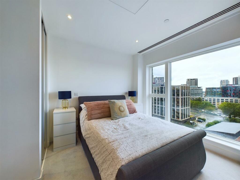 Additional image 16 of Cherry Orchard Road, Croydon