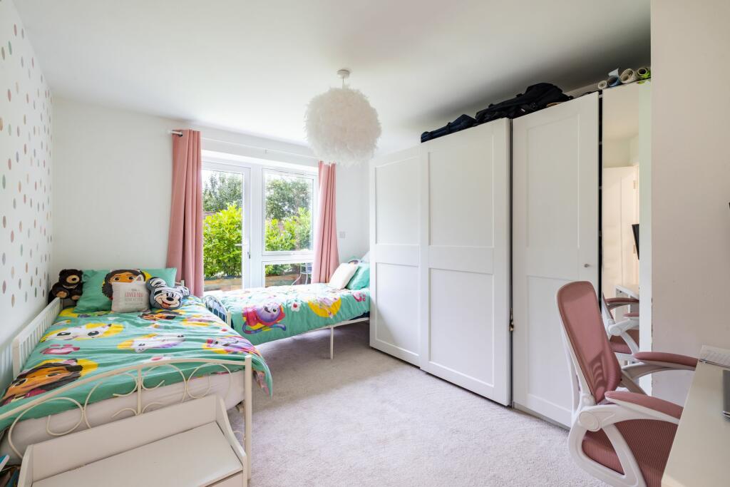 Additional image 6 of Fairdene Road, Coulsdon, CR5