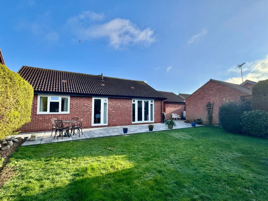 Additional image 20 of Sunningdale Way, Kirby Cross, Frinton-on-Sea, CO13