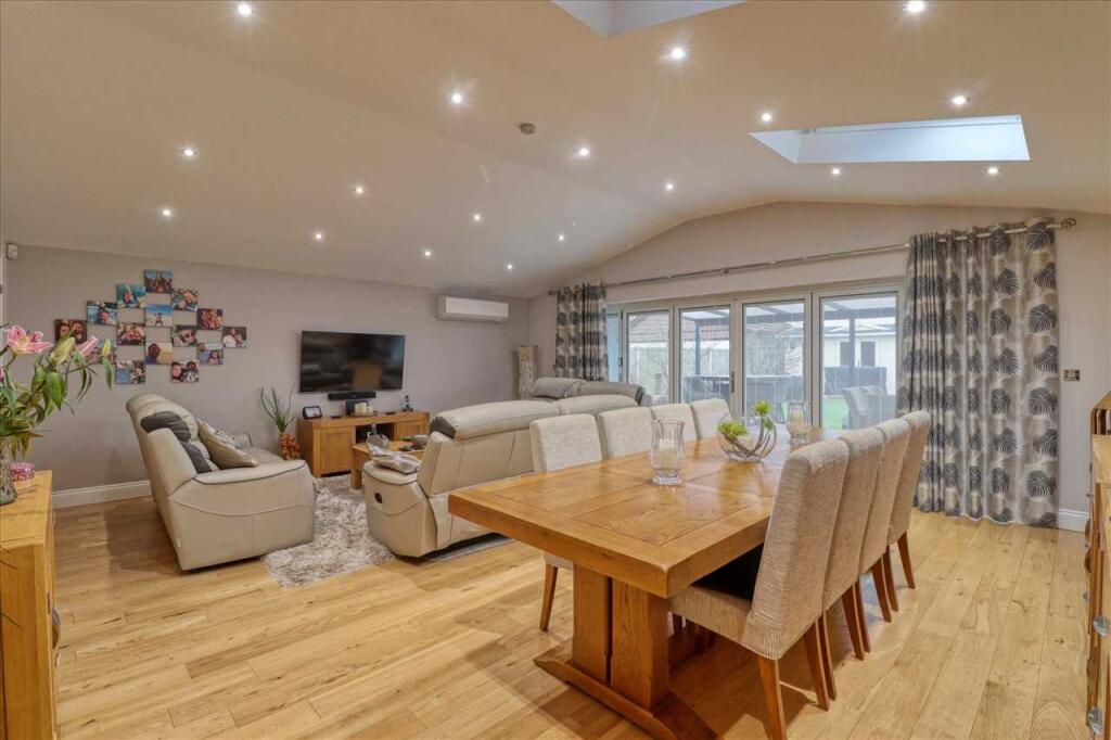 Additional image 23 of Elm Road, Little Clacton