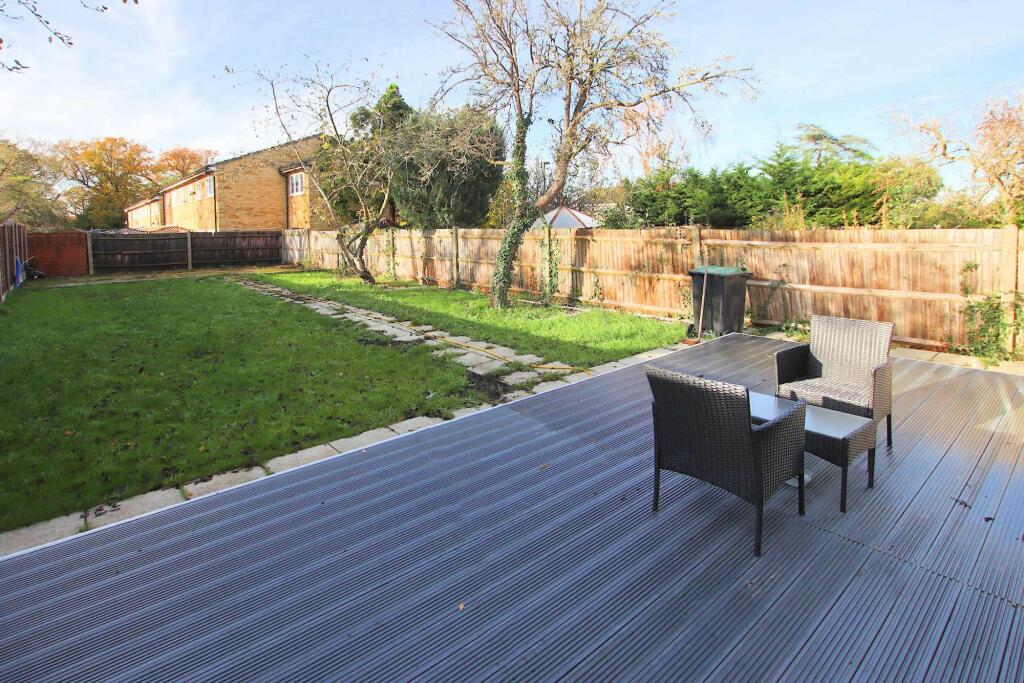 Additional image 6 of The Glade, Shirley