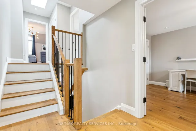 Additional image 19 of 8 Derwent Ave