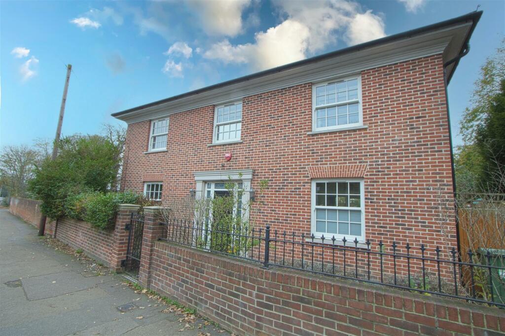 Additional image 21 of Southend Road, Billericay