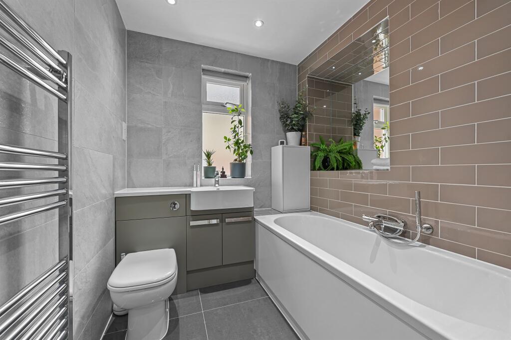 Additional image 5 of Butts Lane, Danbury, Chelmsford