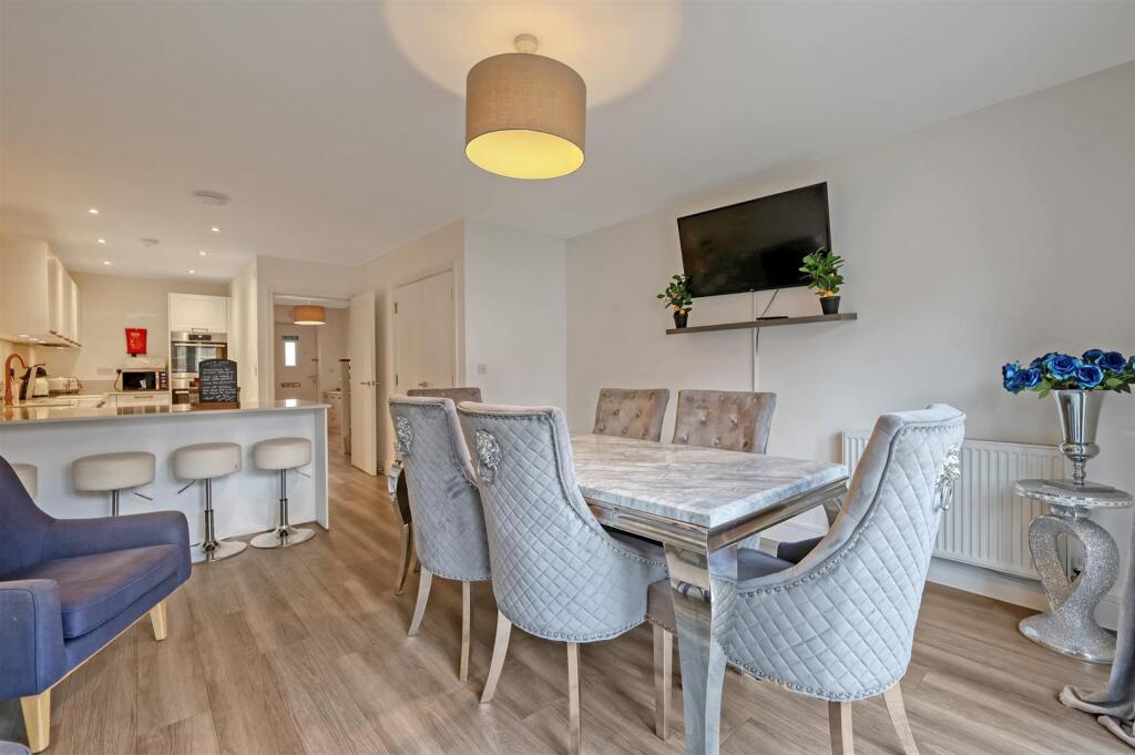 Additional image 13 of Grantham Drive, Chelmsford