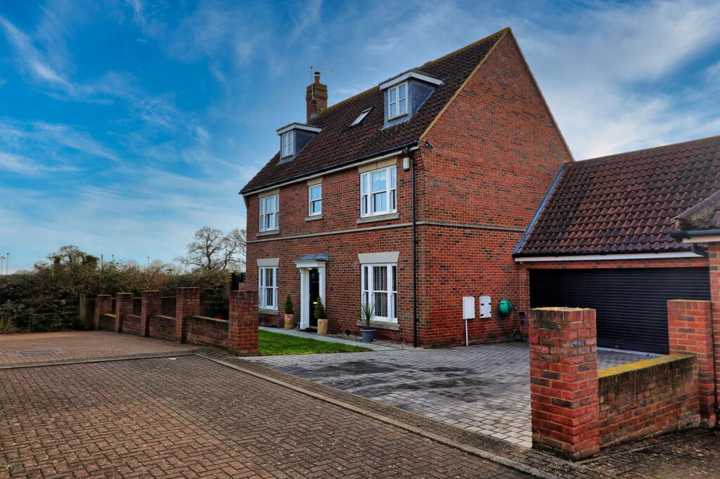Primary image of Vicarage Court, Southminster, CM0 7GZ