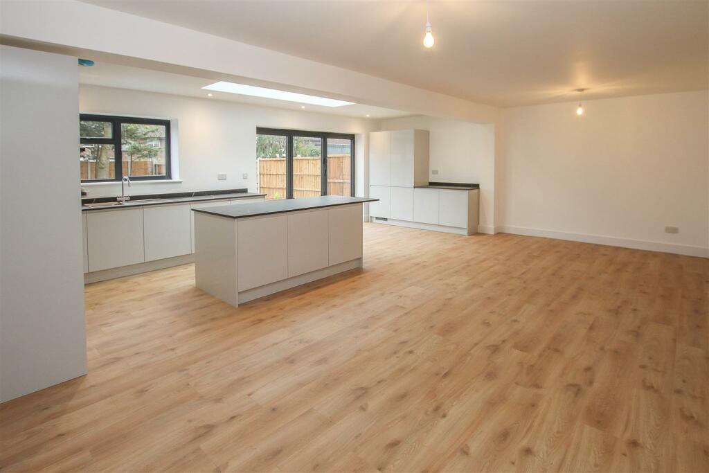Additional image 5 of Stocks Lane, Kelvedon Hatch, Brentwood