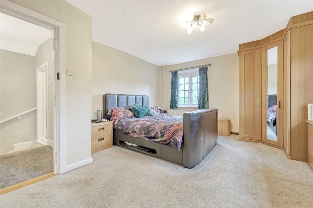 Additional image 13 of East Hanningfield Road, Rettendon Common, CM3