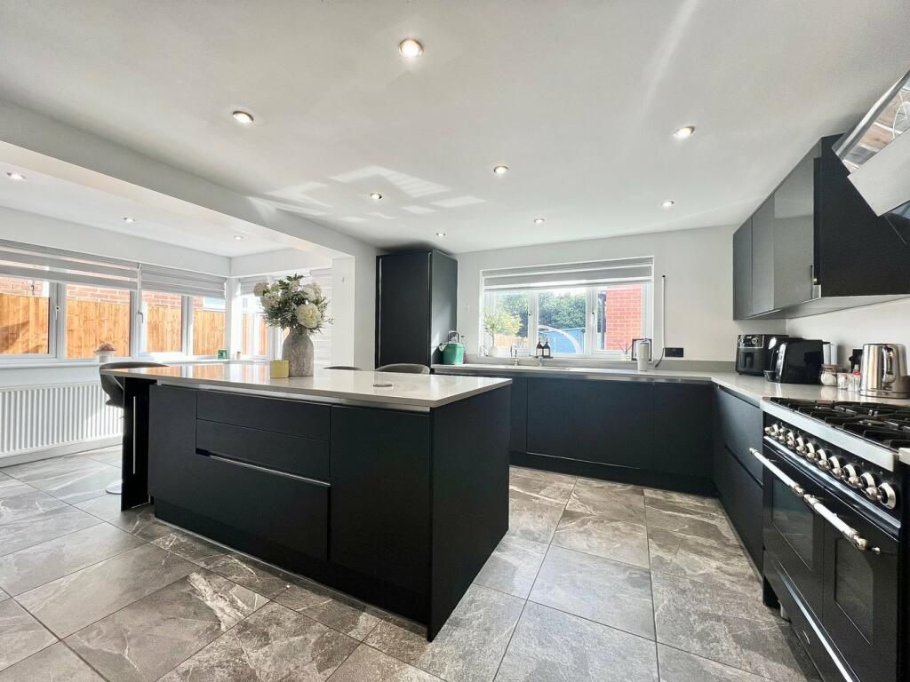 Additional image 9 of Ipswich Road, Colchester, CO4