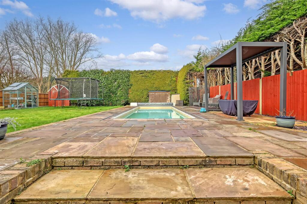 Additional image 53 of The Granary, Roydon