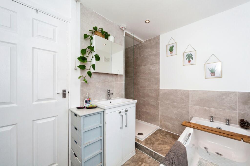 Additional image 16 of Delamere Drive, Great Sutton, Ellesmere Port, Cheshire, CH66