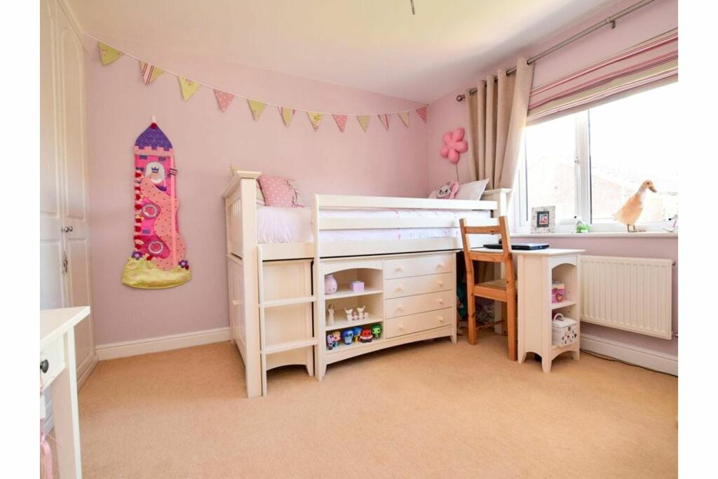 Additional image 15 of Millfield, Neston, CH64