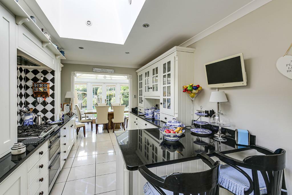 Additional image 7 of Overhill, Warlingham, CR6 9JR