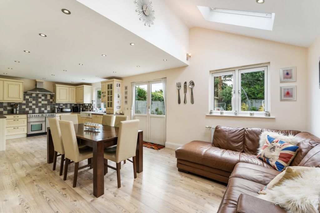 Additional image 3 of Bullocks Lane, Hope End Green, Great Canfield, Takeley, Essex, CM22