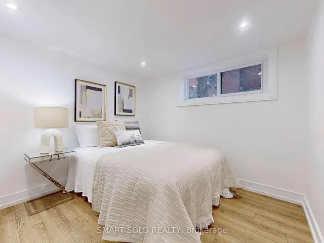 Additional image 23 of 1448 Bloor St