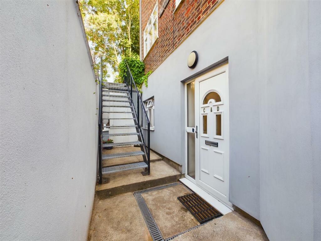 Additional image 10 of The Avenue, Coulsdon