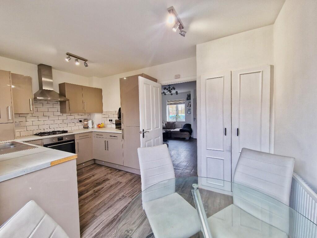 Additional image 5 of Oak Crescent, Burnham-On-Crouch, Essex, CM0