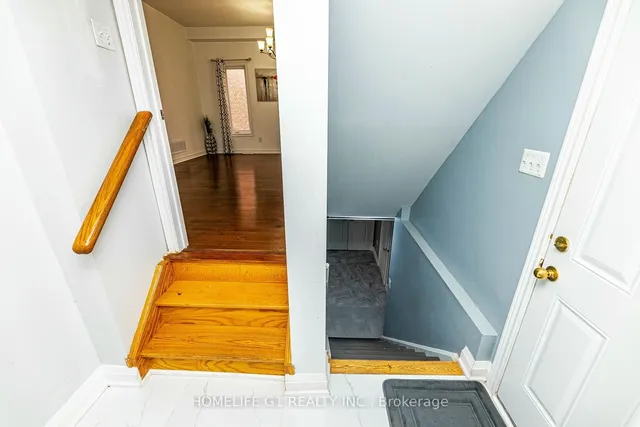 Additional image 30 of 25 Oblate Cres