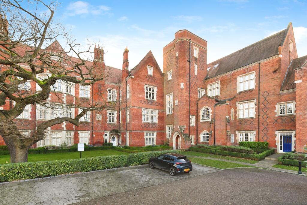 Additional image 3 of The Galleries, Warley, Brentwood