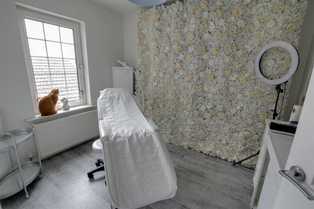 Additional image 7 of Main Road, Harwich