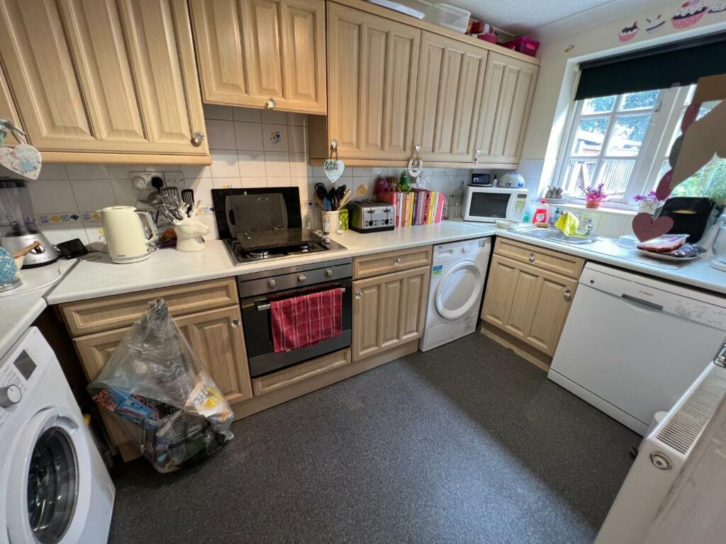 Additional image 4 of Hawthorn Close, Halstead