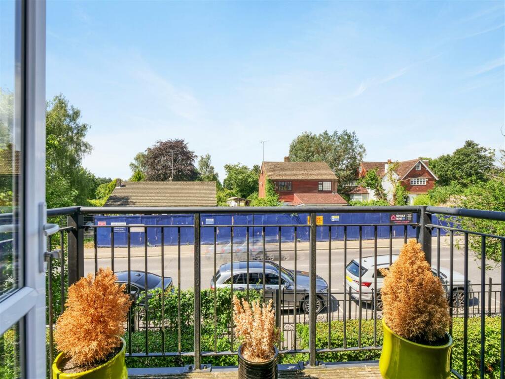 Additional image 5 of Limpsfield Road, Sanderstead, South Croydon
