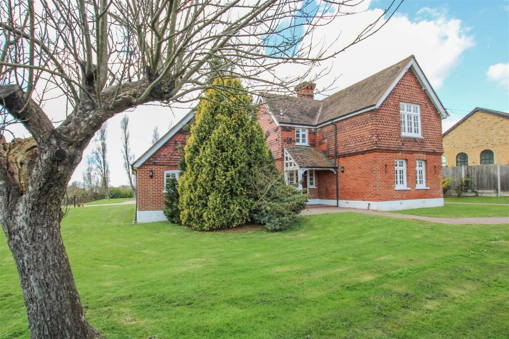 Additional image 14 of ** SIGNATURE HOME ** Great Warley Street, Great Warley, Brentwood