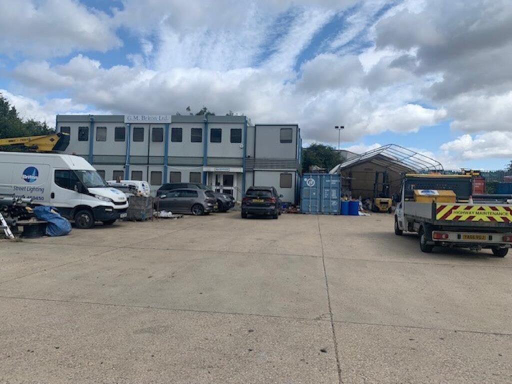 Additional image 4 of Temple Bank, Riverway, Harlow, CM20 2DY