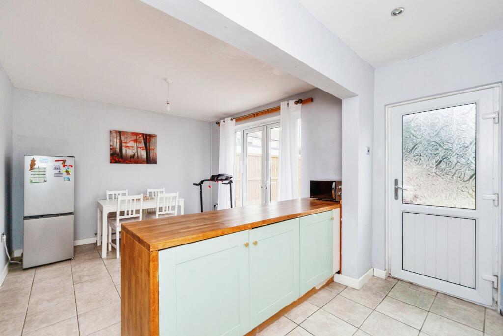 Additional image 5 of Maes Lygan, Pentre Halkyn, Holywell, Flintshire, CH8