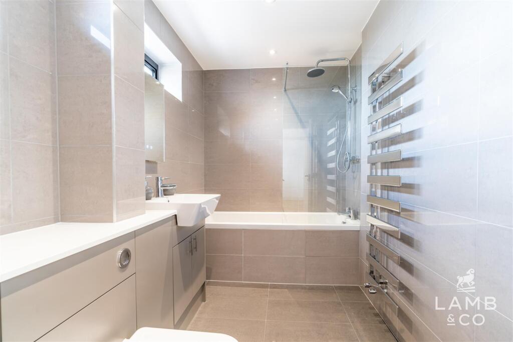 Additional image 19 of Freshwinds, Percival Road, Walton On The Naze