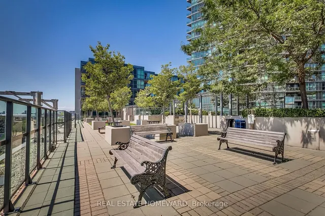 Additional image 24 of 219 Fort York Blvd Unit 720