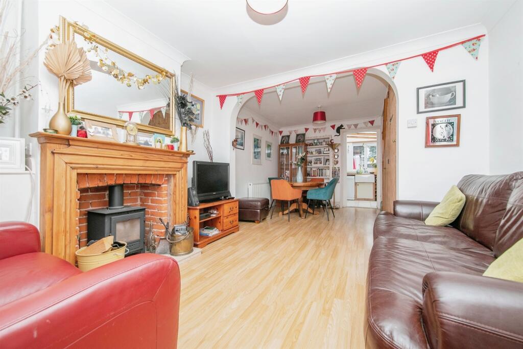 Additional image 4 of Parsons Heath, Colchester