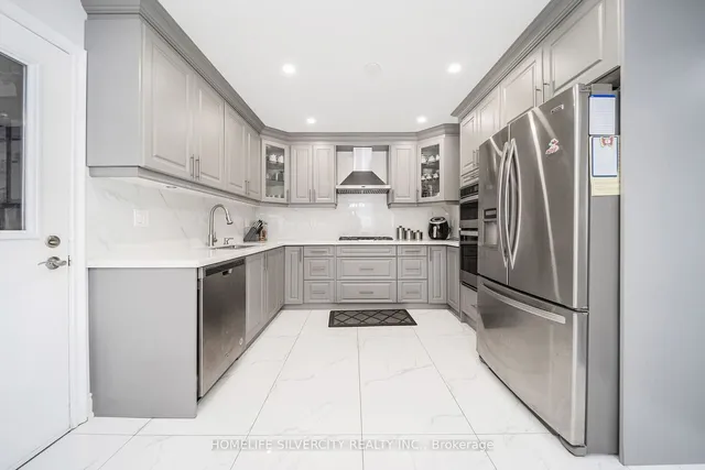 Additional image 13 of 133 Earnscliffe Circ