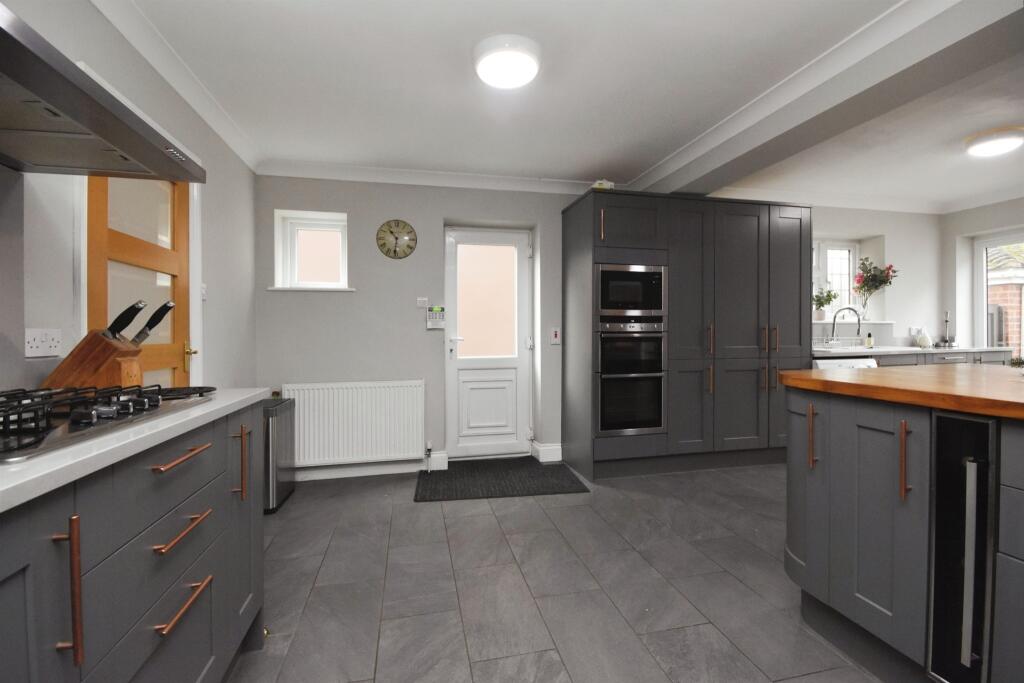 Additional image 5 of Selwood Road, BRENTWOOD