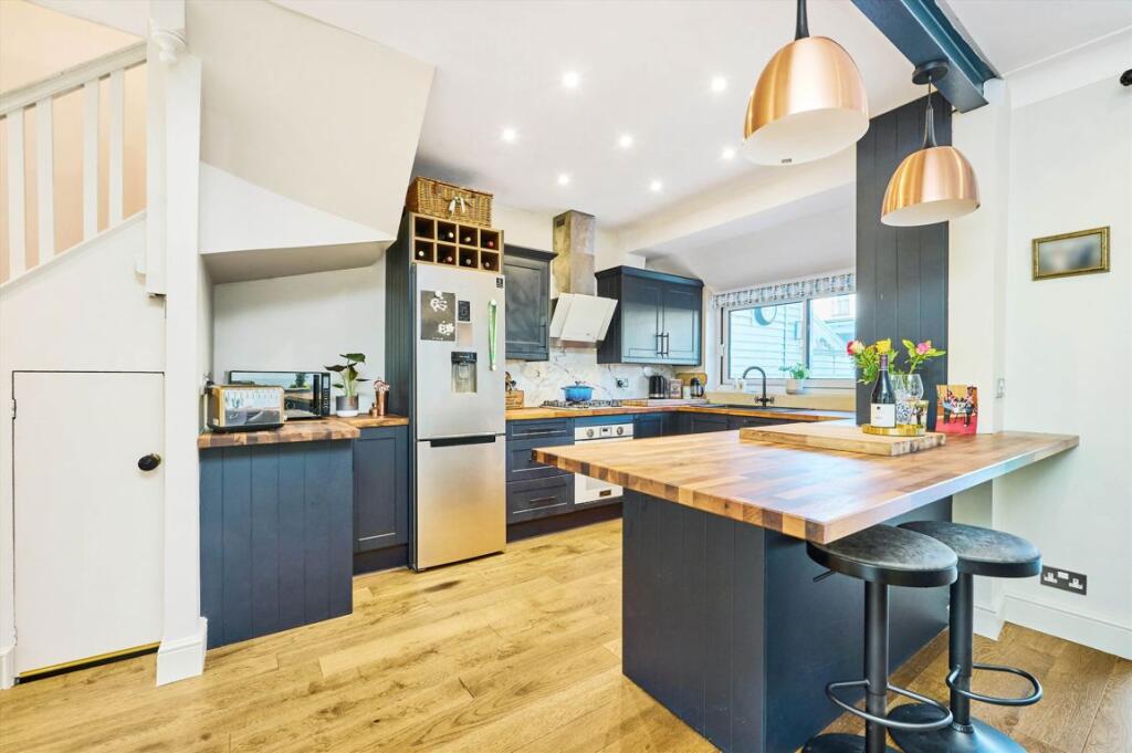 Additional image 7 of Gorringe Park Avenue, Tooting