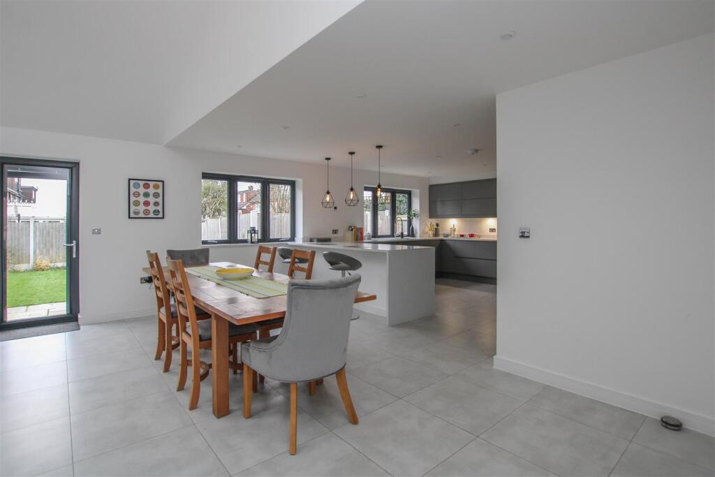 Additional image 11 of Willingale Close, Hutton, Brentwood