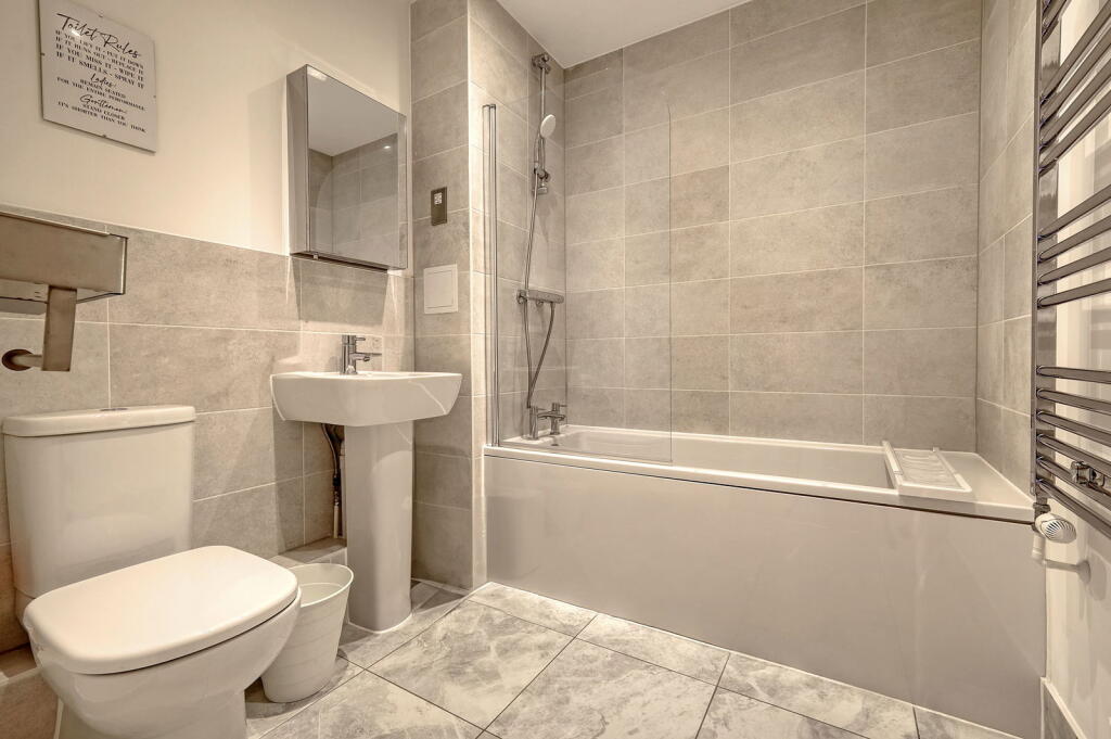 Additional image 7 of Goldington Crescent, Billericay, CM12
