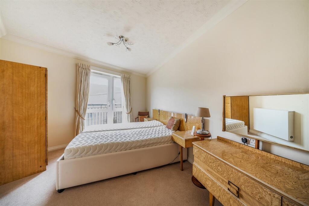 Additional image 7 of Caterham Lodge, Caterham