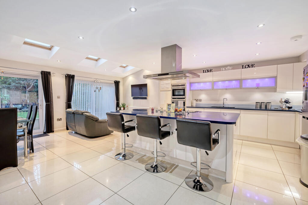 Additional image 6 of West Park Avenue, Billericay, CM12