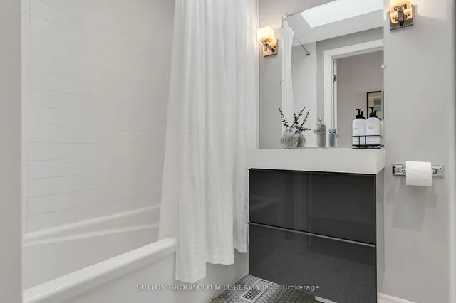 Additional image 30 of 108 St Johns Rd