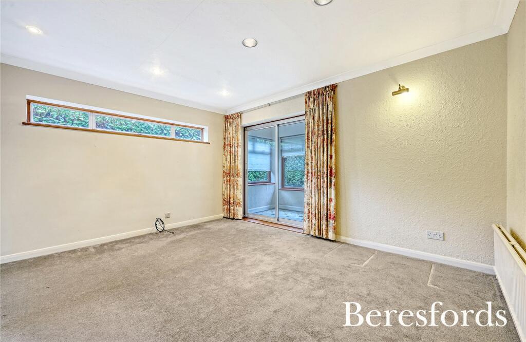 Additional image 14 of Spurgate, Hutton Mount, CM13