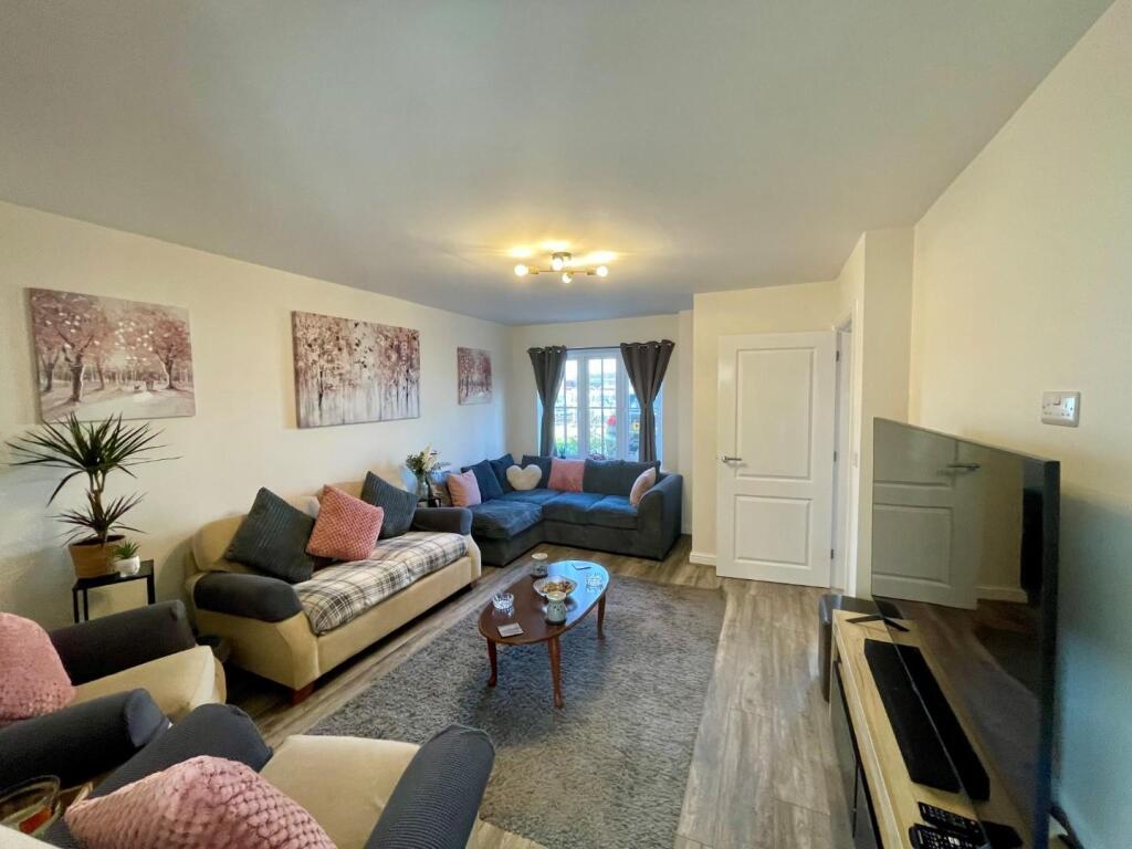 Additional image 5 of Standingwood Road