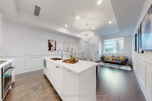 Additional image 9 of 165 Pears Ave Unit Th13