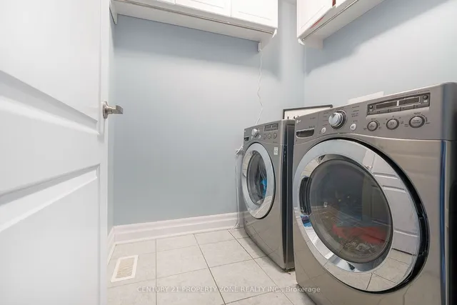 Additional image 19 of 9 Giltspur Rd