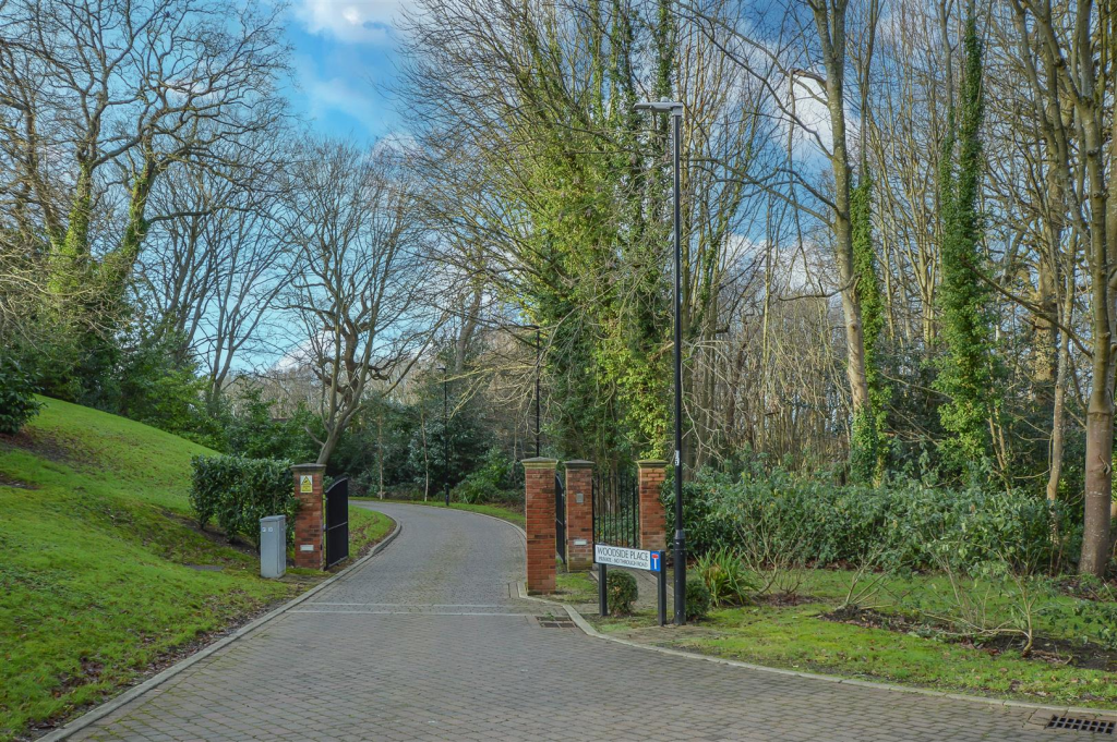 Additional image 28 of Woodside Place, Great Warley, Brentwood