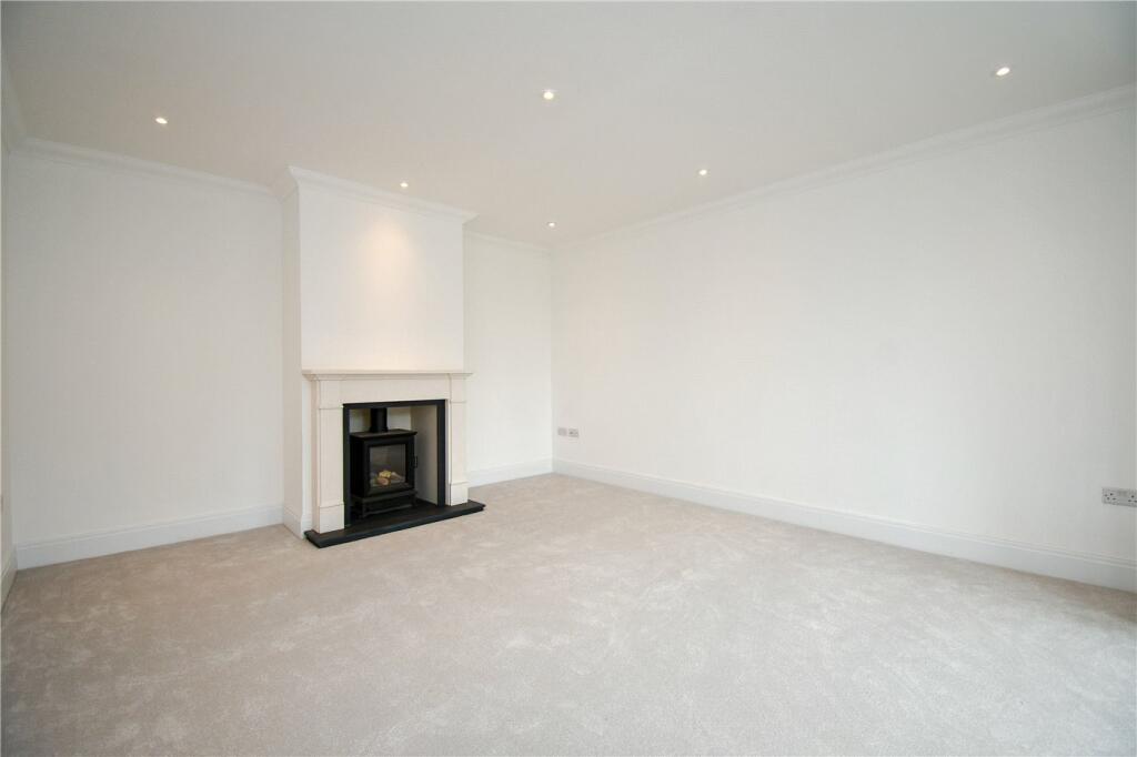 Additional image 8 of Burton Manor Gardens, The Village, Burton