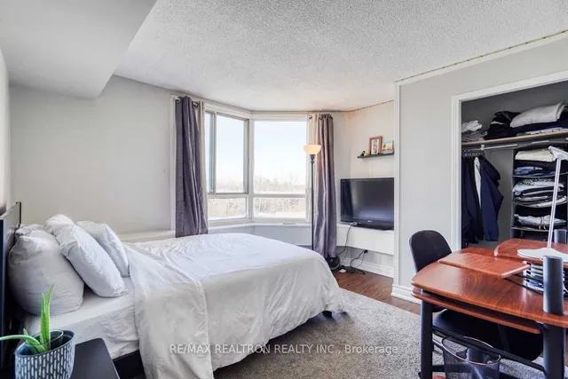 Additional image 24 of 41 Markbrook Lane Unit 204